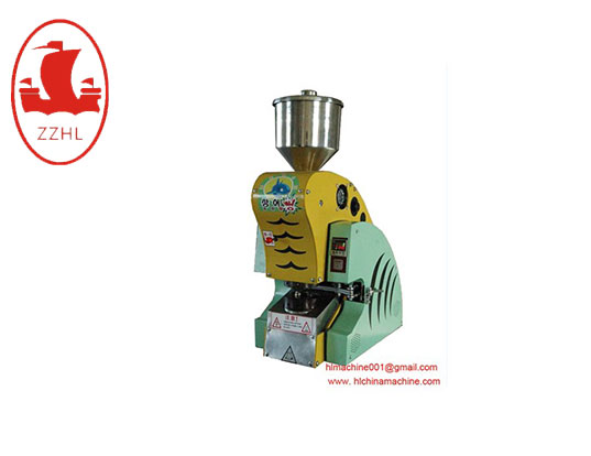 Rice cake making machine